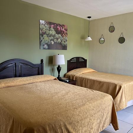 Hotel Andoria San Salvador Luaran gambar